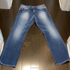 34 Heritage brand new never worn men’s jeans